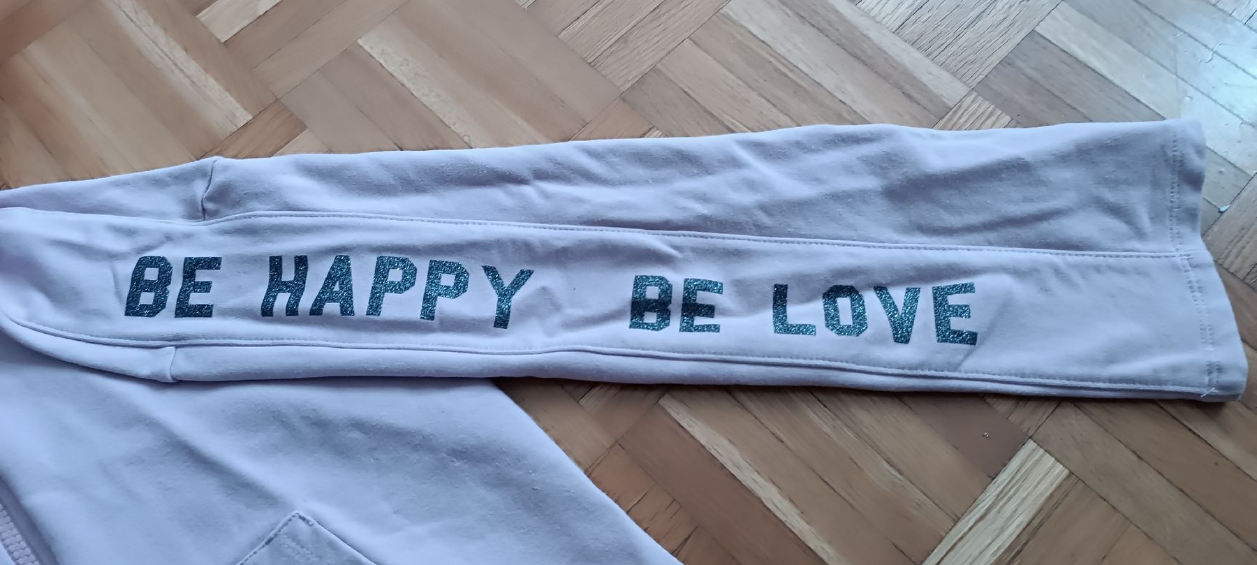 Benetton Lotti & Set di vestiti: Benetton Jogginganzug Kombination Gr. 140 – Nuovo (secondo la descrizione) da Geroldswil venduto da Smartie1987 3