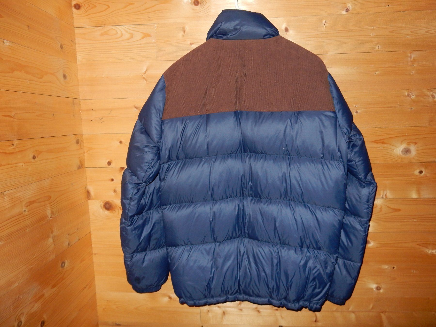 Burton Giacche: Daunenjacke BURTON, Gr. S Vintage – Usato da St.Gallen venduto da regenbogen5 2
