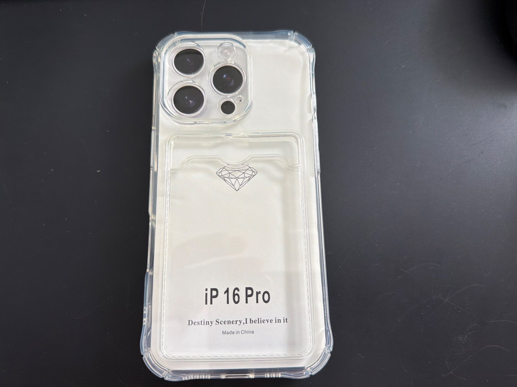 Apple Coques & Protection écran: Iphone 16 Pro mit Kartenhalten Case – Neuf avec emballage d'origine à Schenkon par Jaimer_91