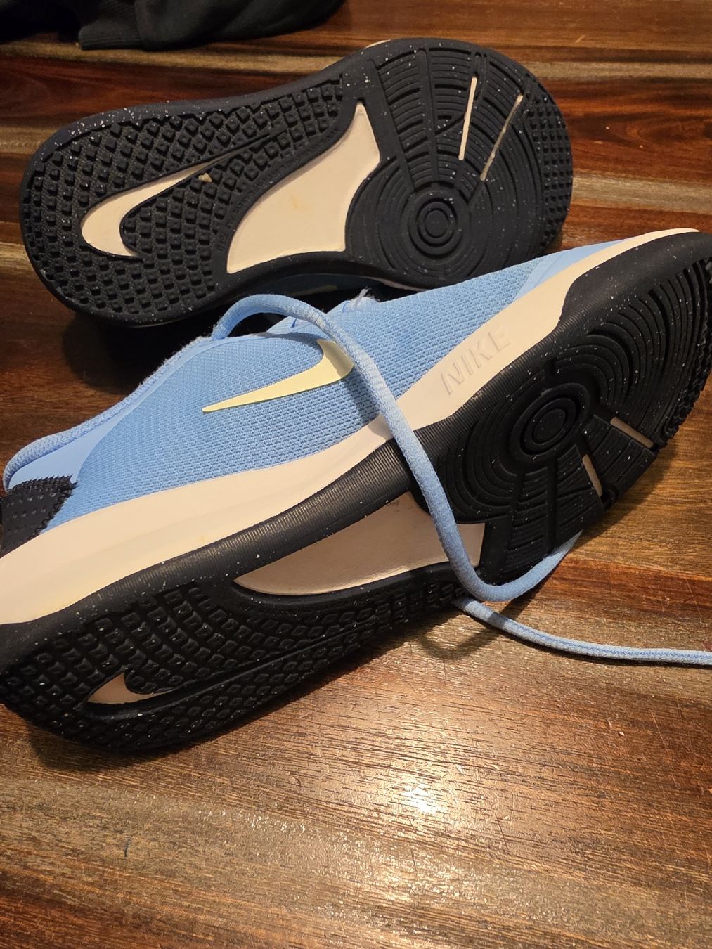 Scarpe per ragazzi: Nike Turnschuhe – Usato da Langnau im Emmental venduto da Ramona910 5