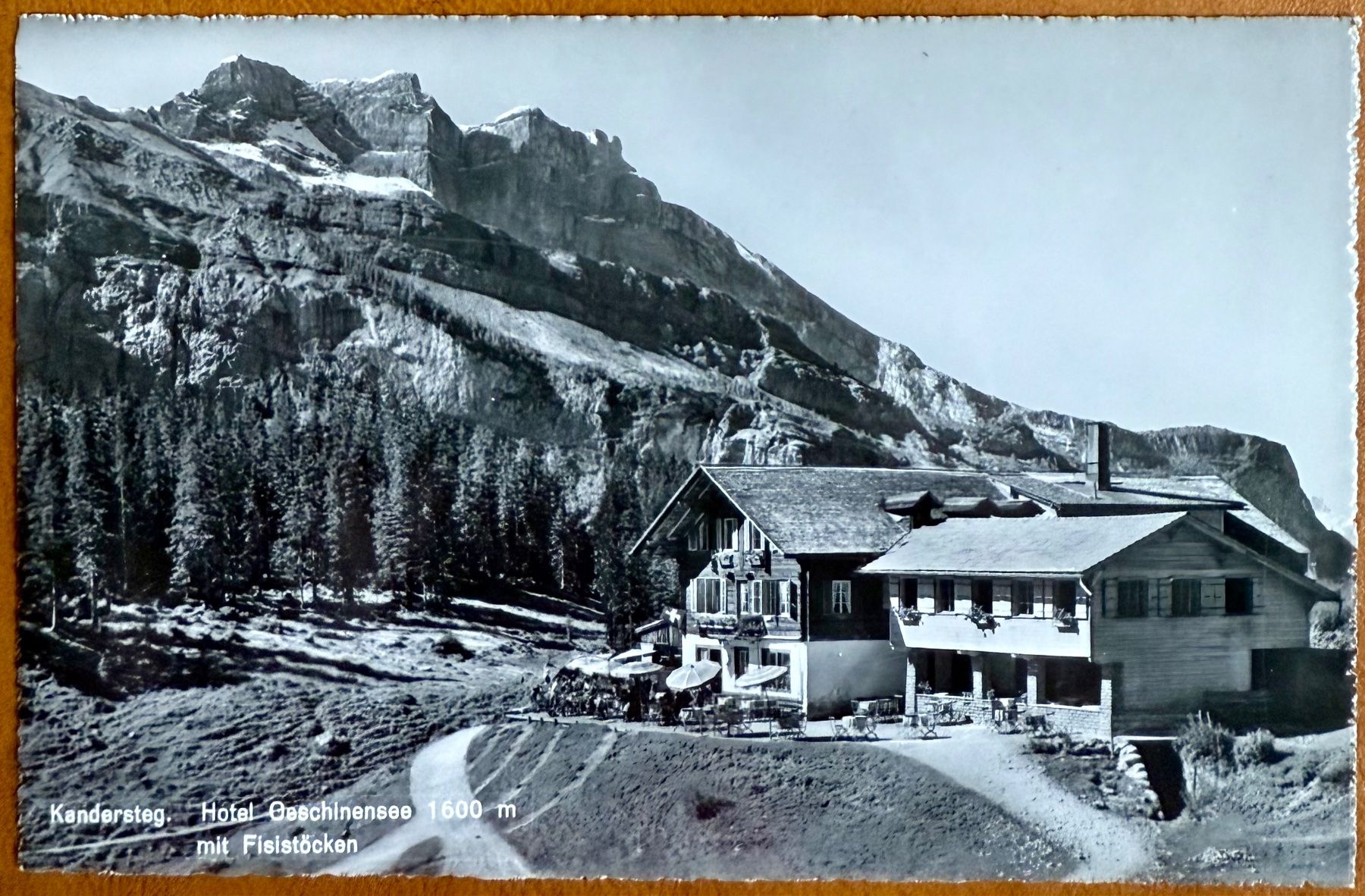 Cartoline postali: AK: Kandersteg - Hotel Oeschinensee – Usato da Lutry venduto da Ediego