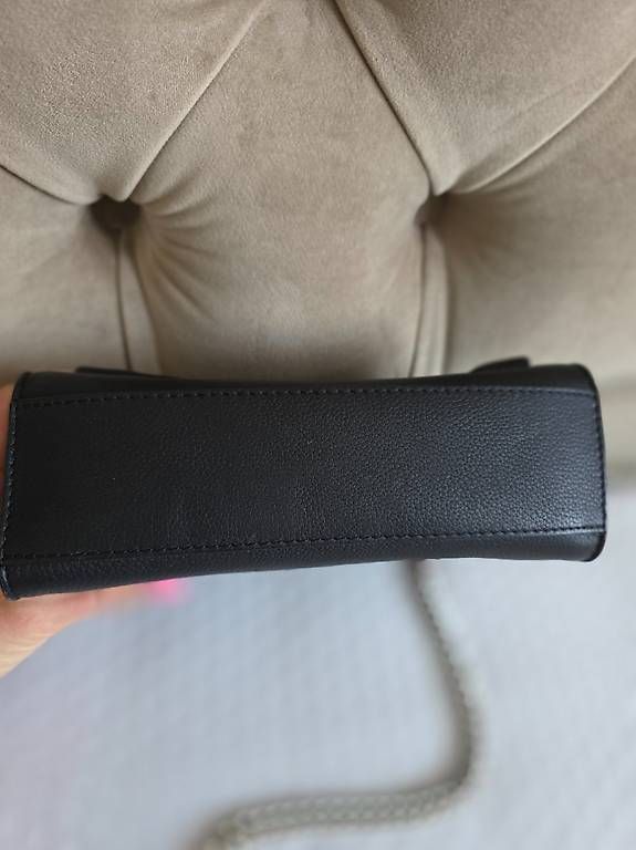 Taschen für Damen: Louis Vuitton MyLockMe BB noir – Gebraucht aus Vogelsang AG von bia_ms5k 1