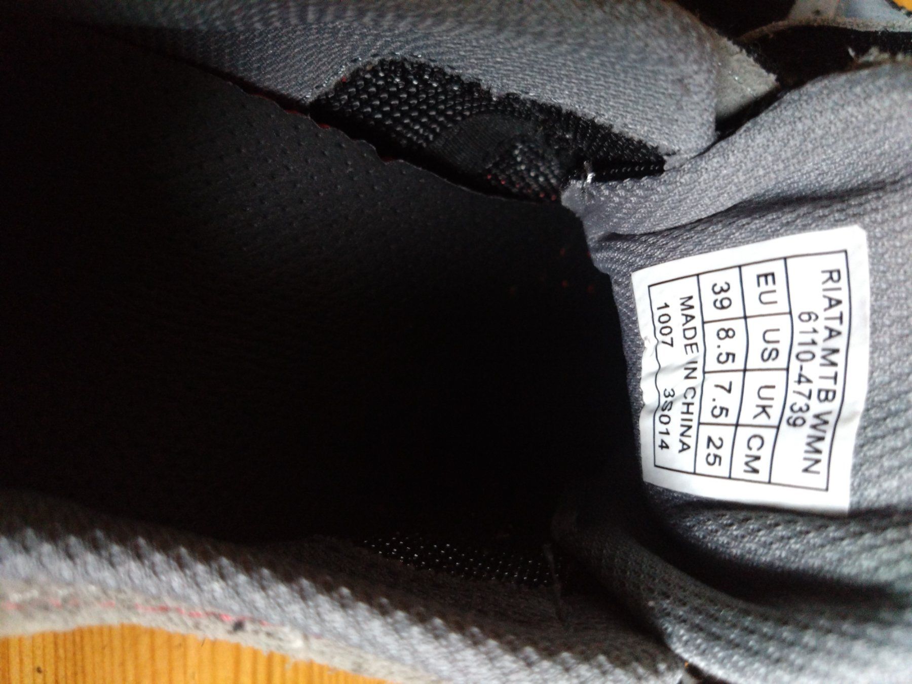 Specialized Scarpe da donna: Specialized Mountainbike Schuhe, Gr. 39 – Usato da Lenzburg venduto da Timituckle 3