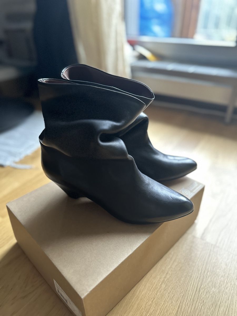 Copenhagen Scarpe da donna: Anonymous Copenhagen Vully Triangle schwarz, Gr. 40, NEU – Nuovo e nell'imballaggio originale da Bern venduto da kn3chtin
