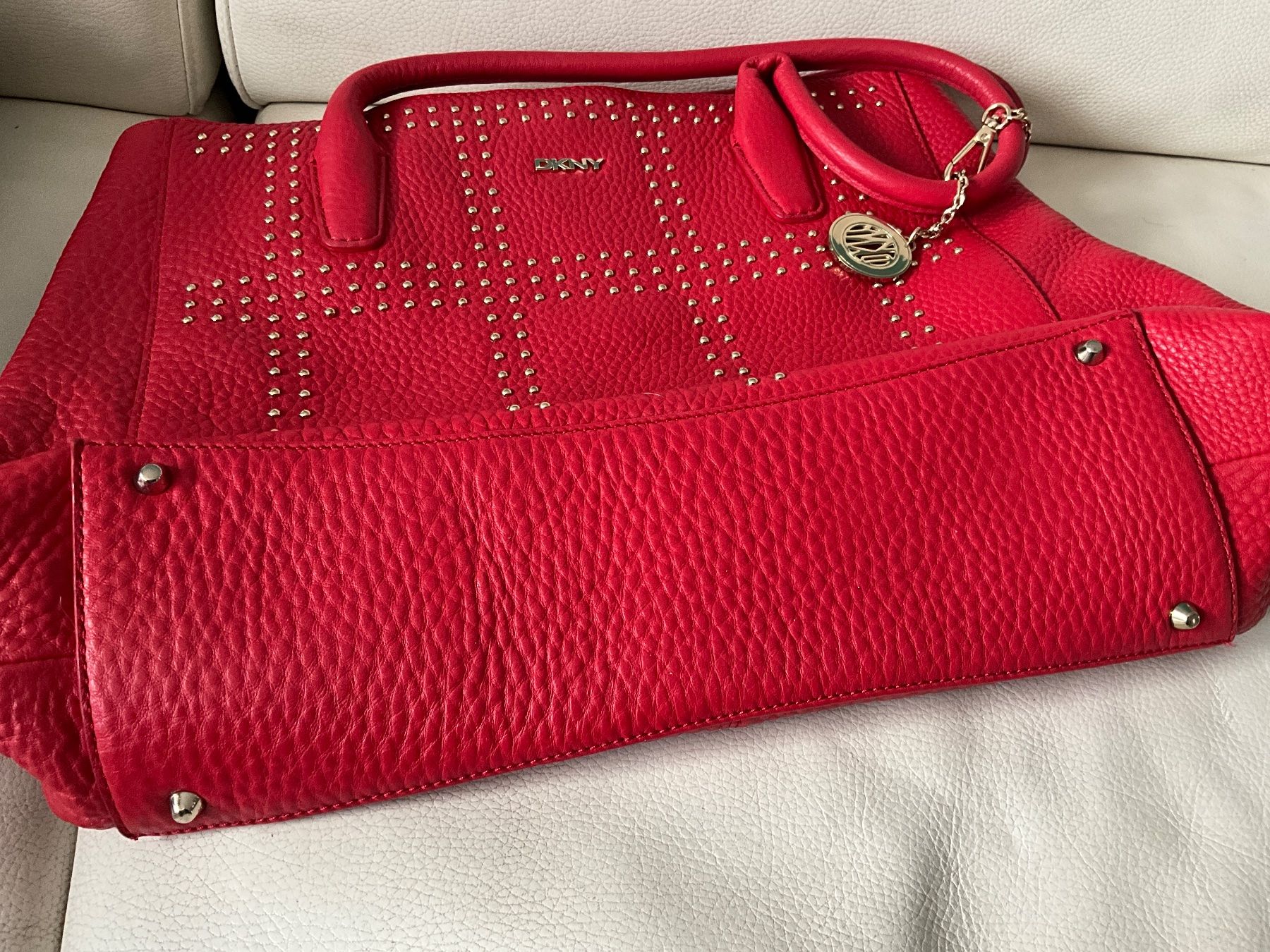 DKNY Taschen für Damen: DKNY Tasche Leder rot – Neu (gemäss Beschreibung) aus Wettingen von Andres54 3
