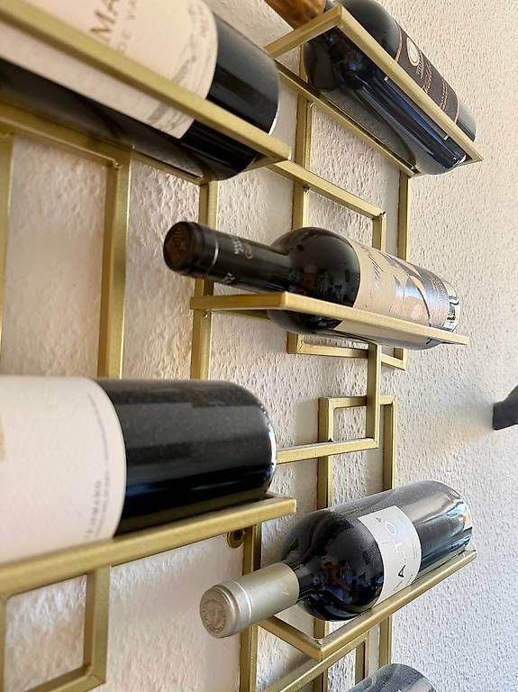 Scaffali: Support mural pour bouteilles | Wall-mounted bottle rack – Usato da Carouge GE venduto da mma_7n9b 3