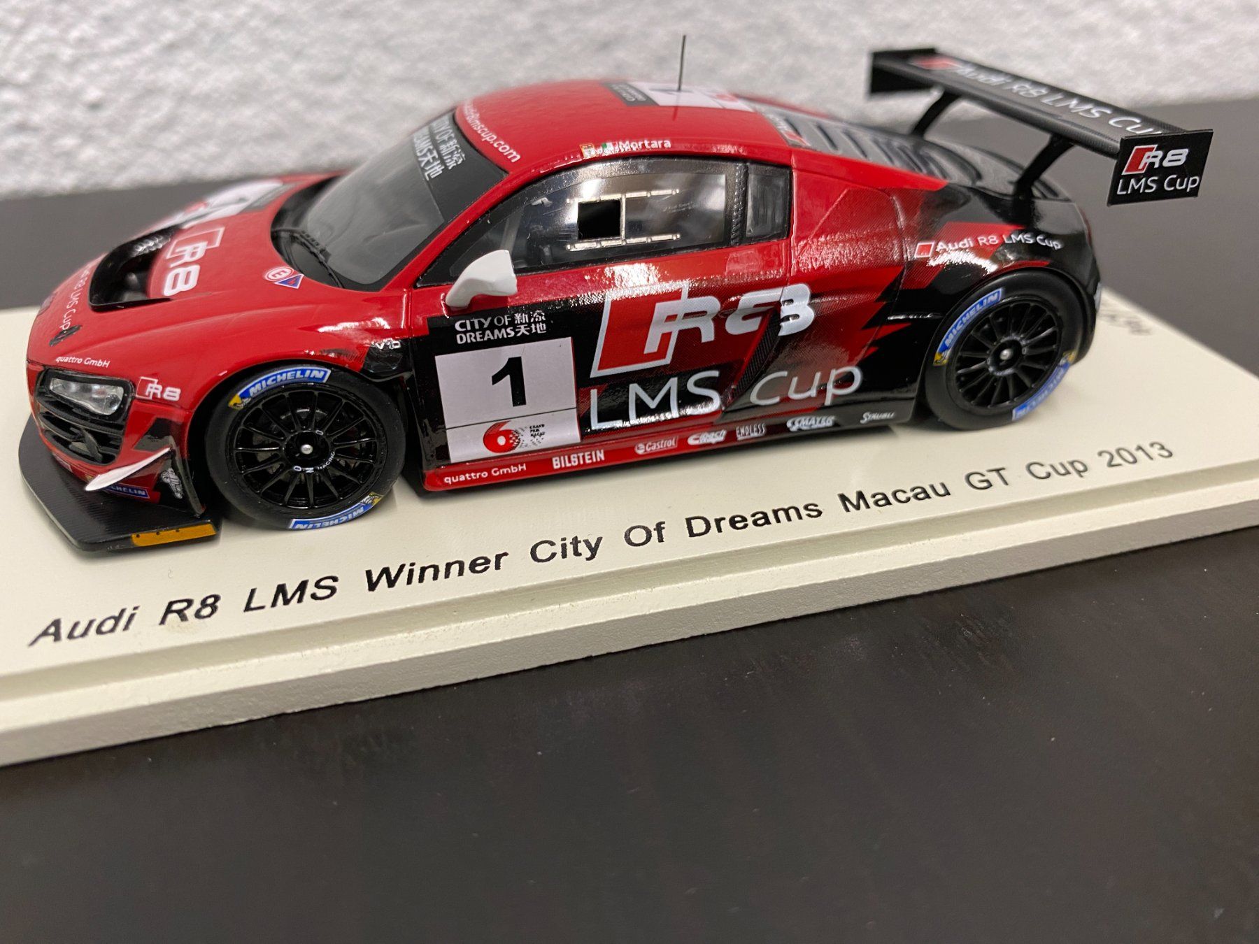 Audi R8 - Winner Macau 2013 - Mortara - Spark 1:43 (Neu und ...