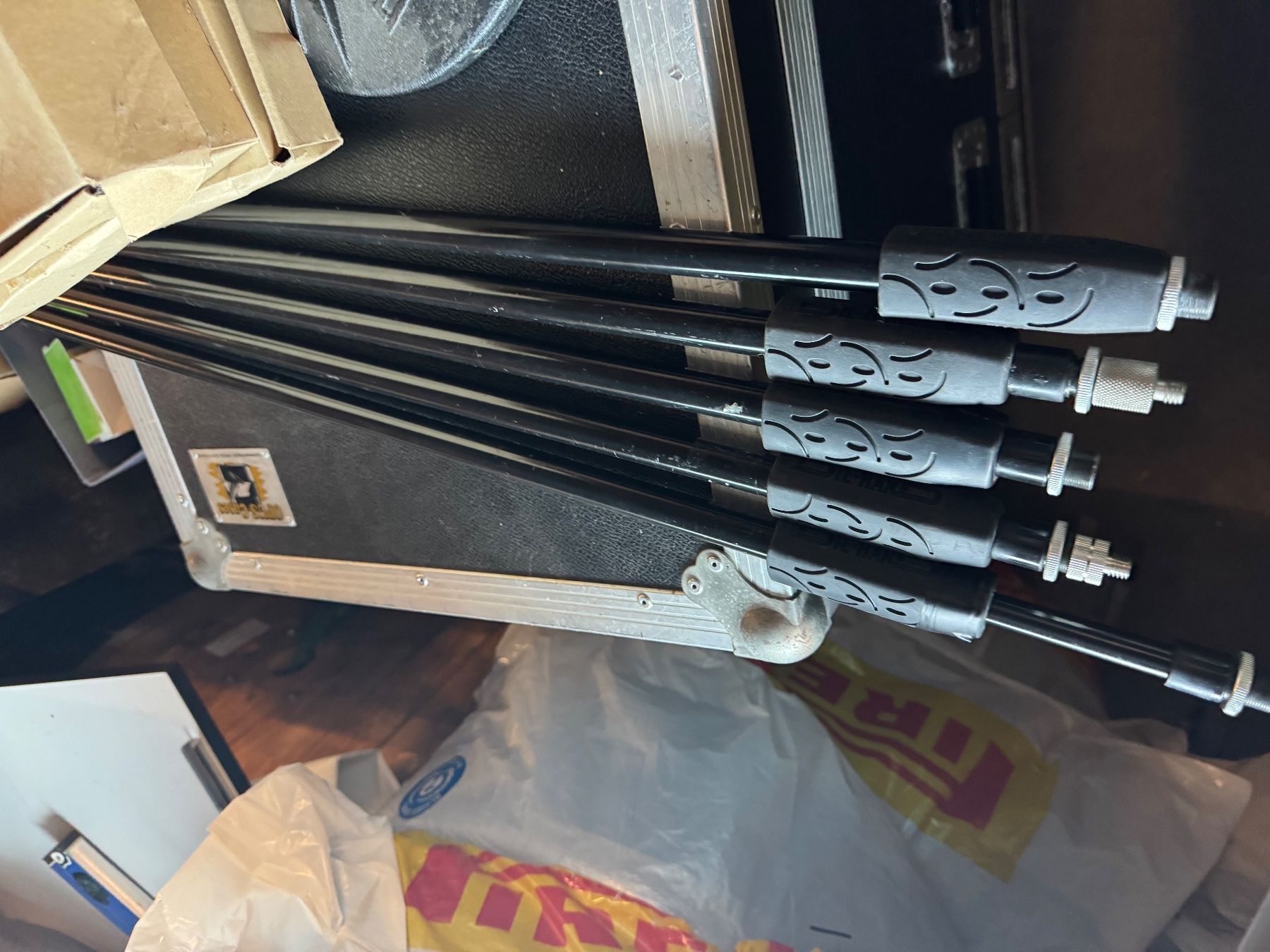 König & Meyer Supports pour instruments & partitions: SET 5x Die Hard Teller Mikstativ massiv – Neuf (Voir description) à Eiken par Skylight 1