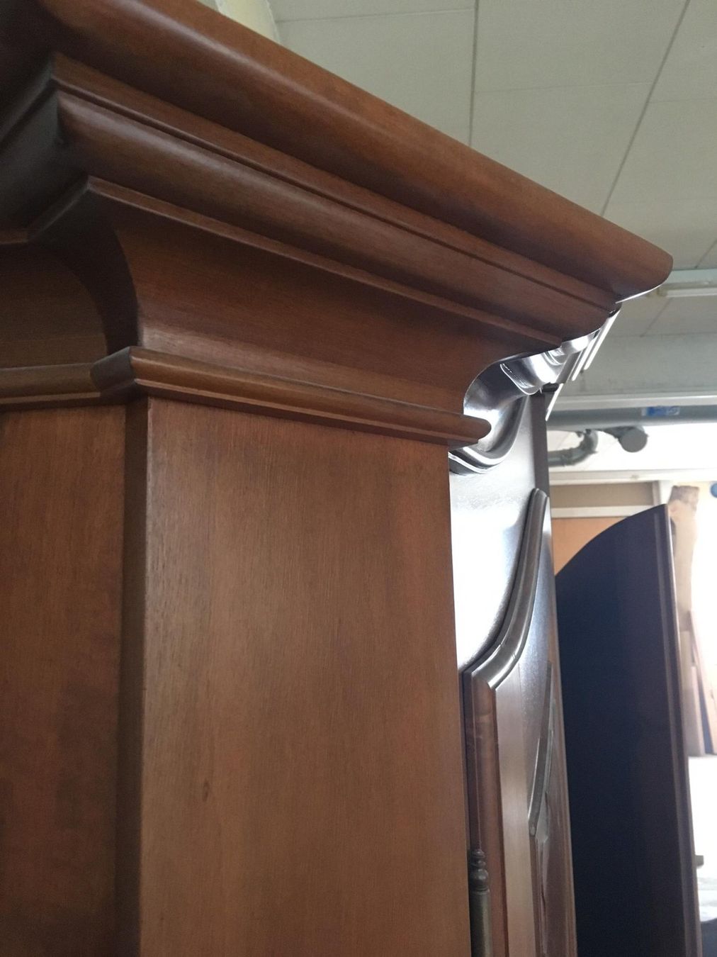 Armoires: Biedermeier Schrank, Nussbaum, Einzelanfertigung – D'occasion à Goldach par 1963ruthlanter 4