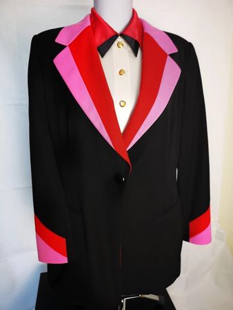 Schwarzer Blazer pink rotem Kragen Seidenbluse von ESCADA 42