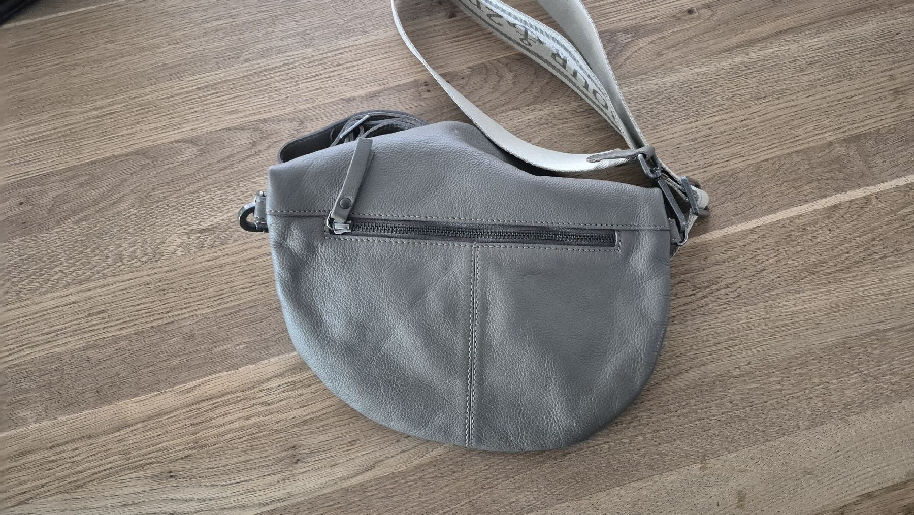 Taschen für Damen: Harbour 2nd Umhängetasche – Gebraucht aus Aarberg von Cnika 4