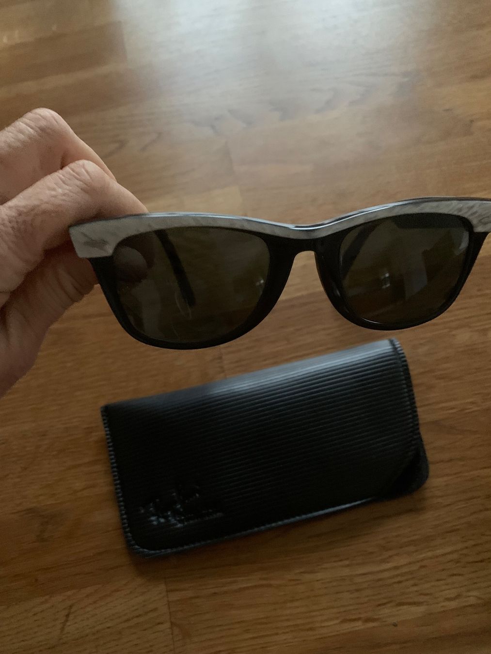 Ray-Ban Occhiali & Lenti: Sonnenbrillen Ray ban – Usato da Menziken venduto da karma9 3