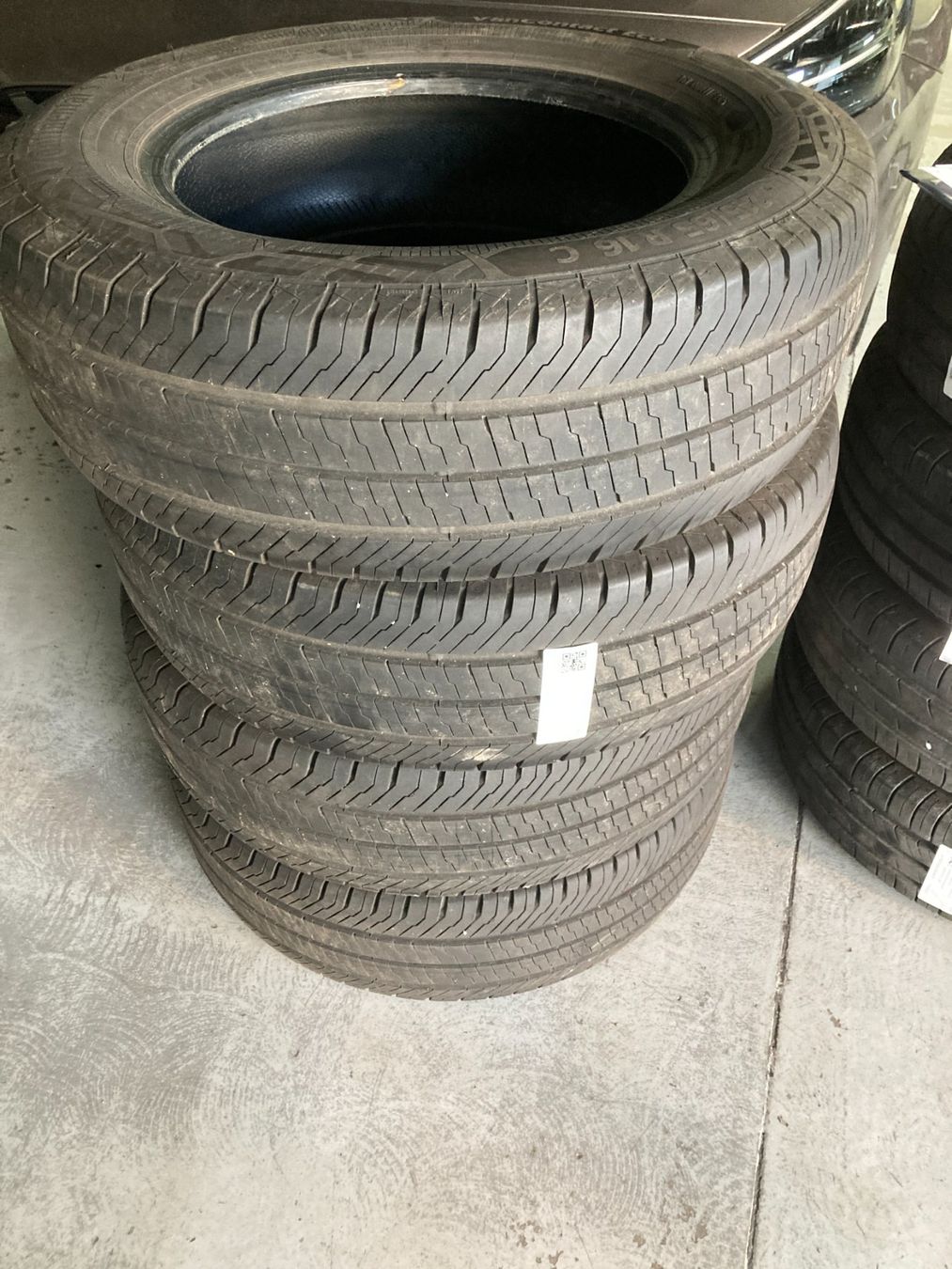 Continental Pneumatici & Ruote complete: 215/65R16 C Sommerpneu Continental – Usato da Cham venduto da Cham6332