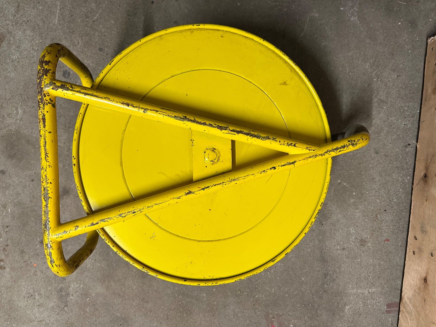 Cavi: Kabelrolle J 15/4 Pol 380V – Usato da Huttwil venduto da Bolpa 5