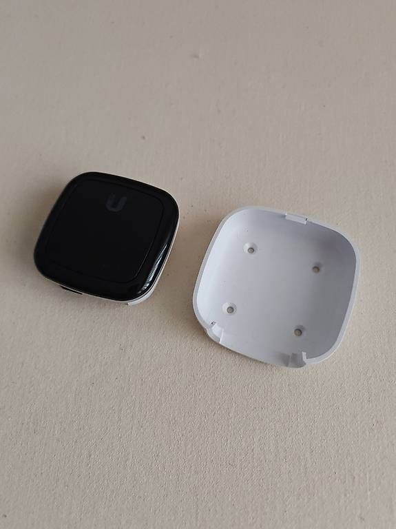 Modems & Router: Ubiquiti Ufiber Nano G – Gebraucht aus Diepoldsau von Bso 1
