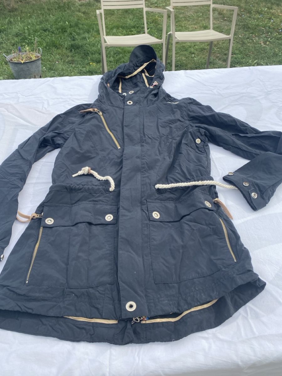 Giacche: Veste style parka légère – Usato da Lonay venduto da Ikoko