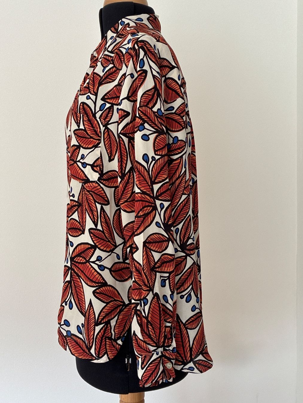 Camicette: Herbst-Bluse von Masai Gr. L – Usato da Davos Platz venduto da nanigl 1