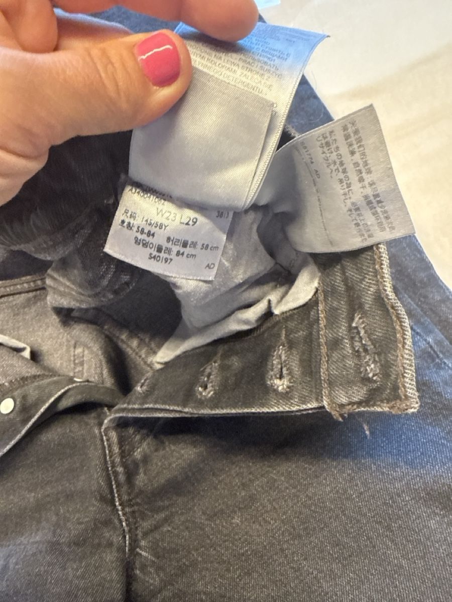 Levi's Jeans: Levi's Ribcage Straight Jeans – Usato da Embrach venduto da shila_03 4