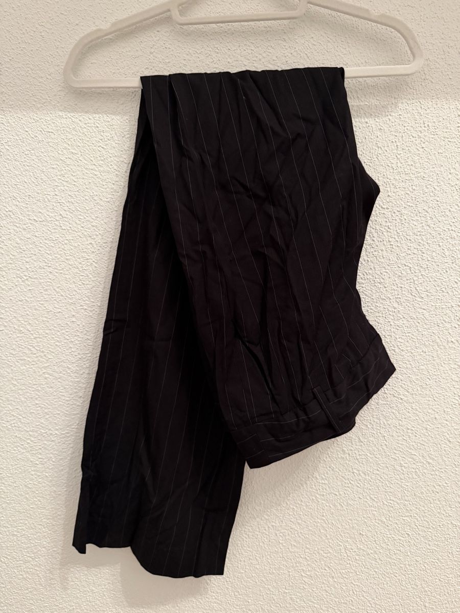 Zara Pantaloni: Gestreifte Stoffhose – Usato da Eschenbach LU venduto da Tatzi1