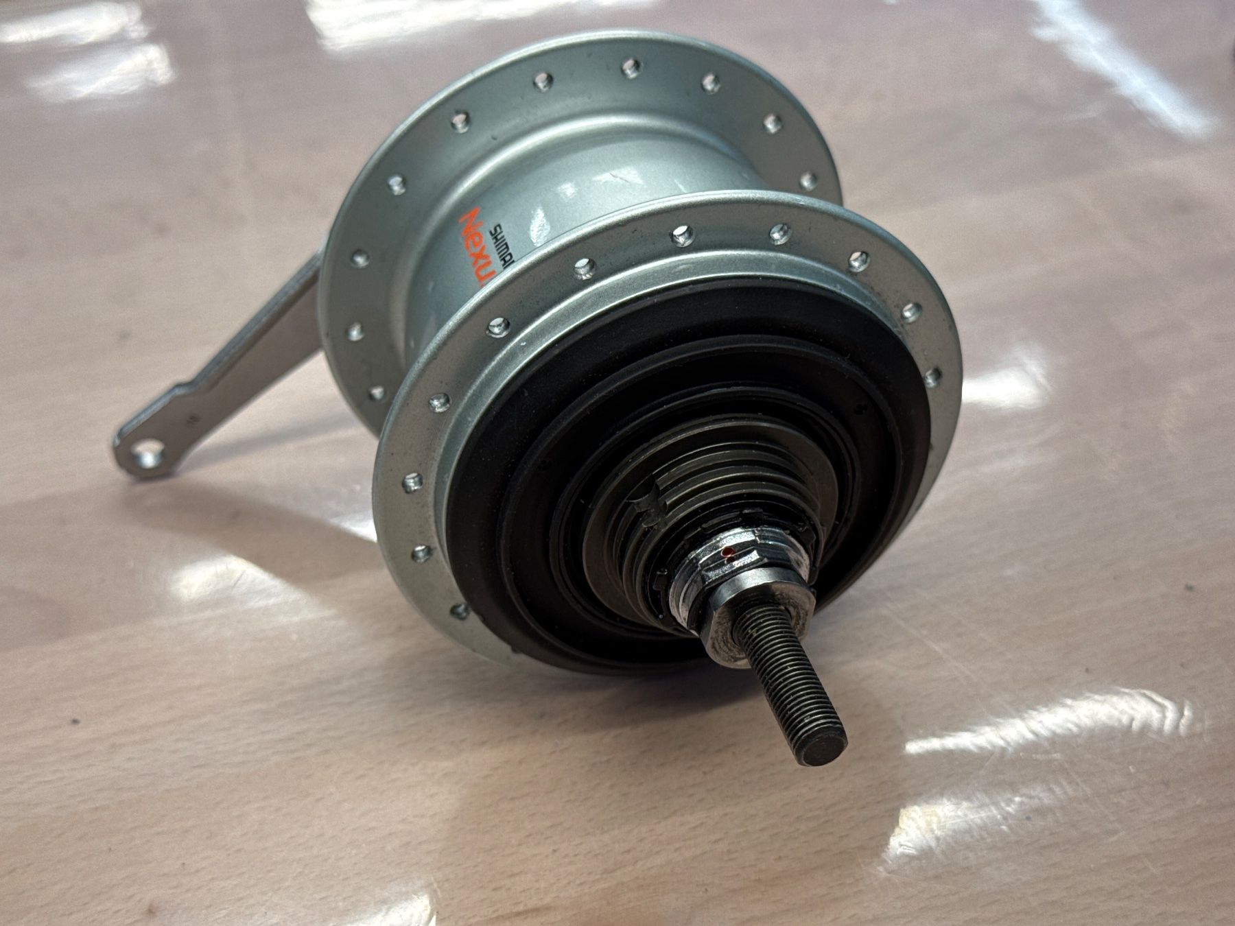 Shimano Pezzi di ricambio: Shimano SG-C6001-8C – Nuovo (secondo la descrizione) da Basel venduto da BICICLETTISTA 3