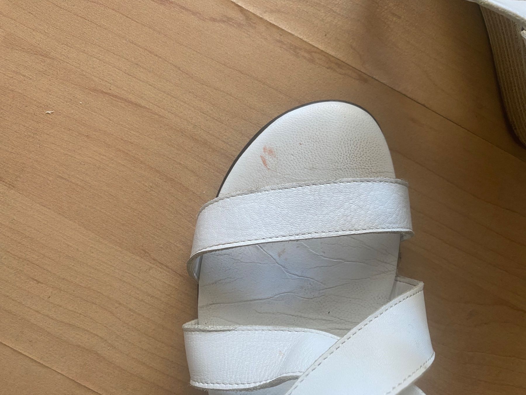Damenschuhe: Sandale blanche T 40 – Gebraucht aus Martigny von ber_tdz7 7