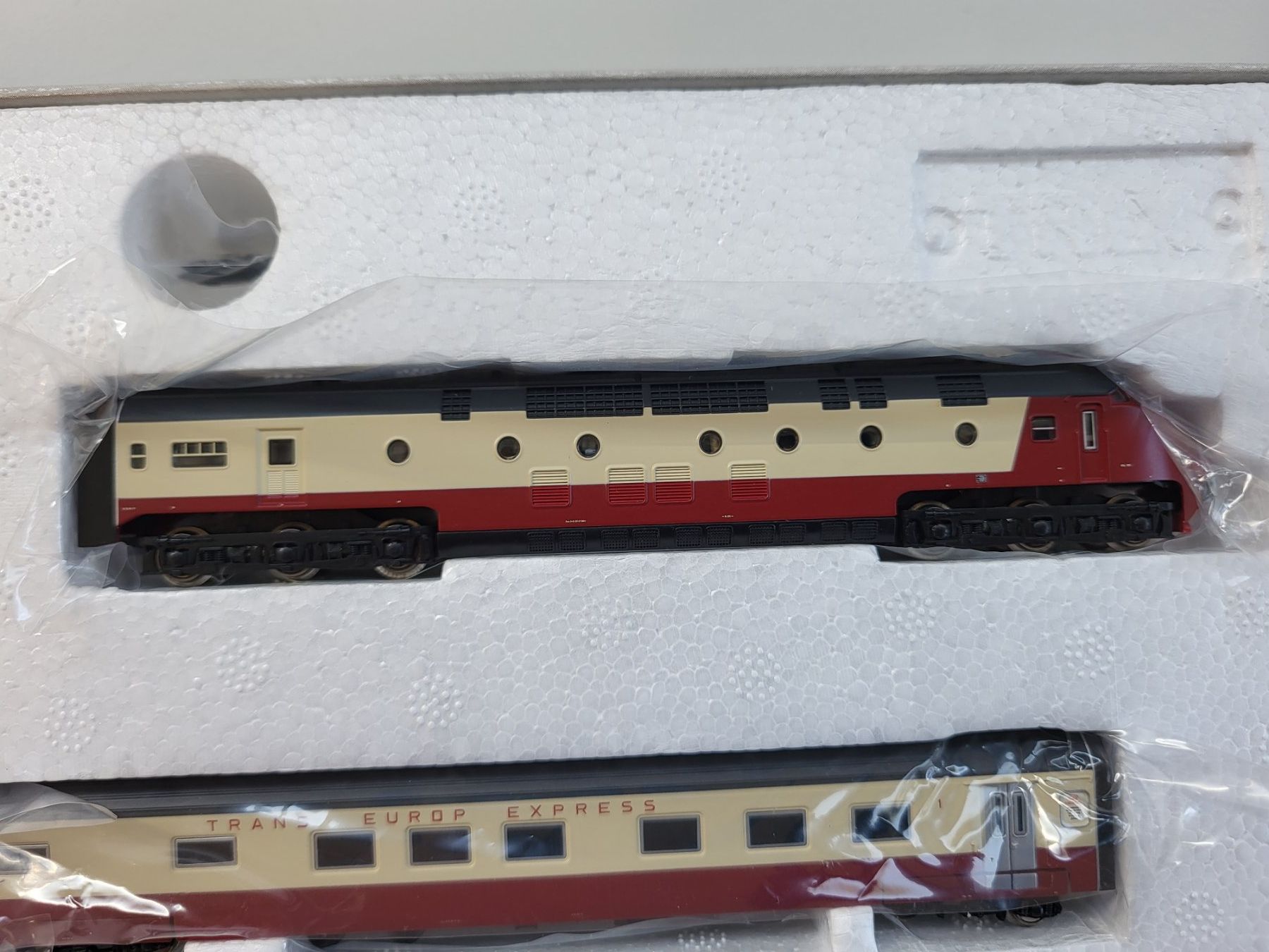Trix Modellini di ferrovie: Minitrix 12224 Triebwagenzug 4-Teilig – Usato da Brügg BE venduto da POU-BELLE 3