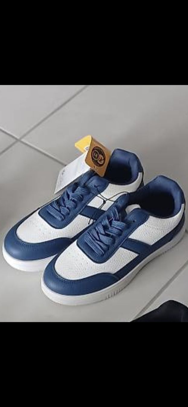 Herrenschuhe: Sneakers Neue gr. 41 – Neu und originalverpackt aus Bronschhofen von Katrusja