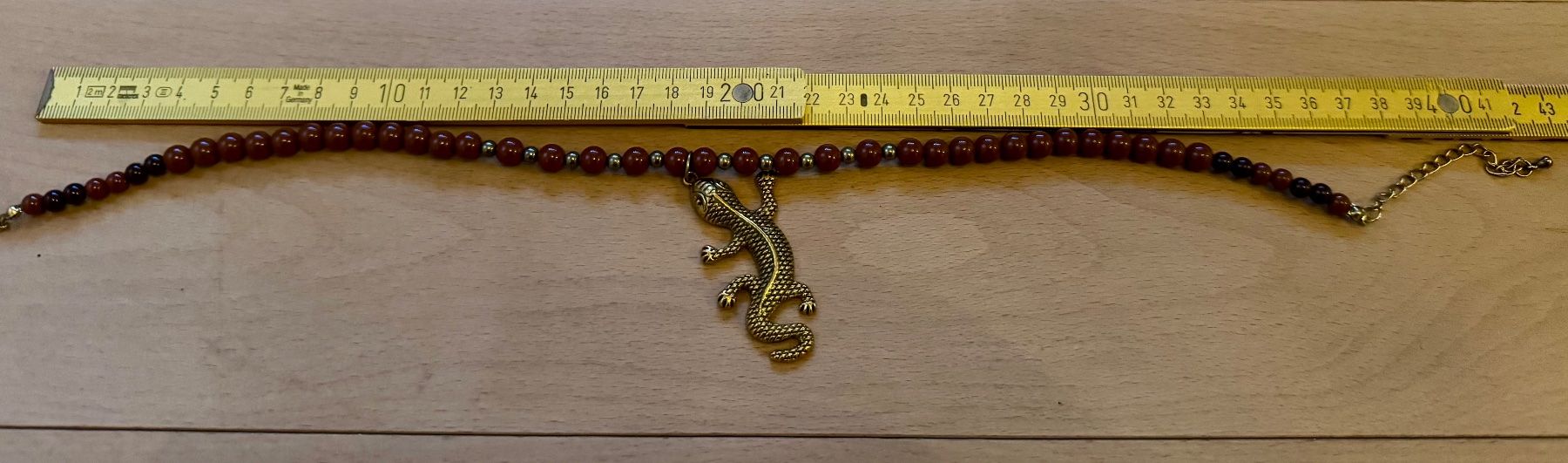 Catenine: Vintage Braune Perlenkette mit Eidechsen-Anhänger – Usato da Scherzingen venduto da RonnyTh 3