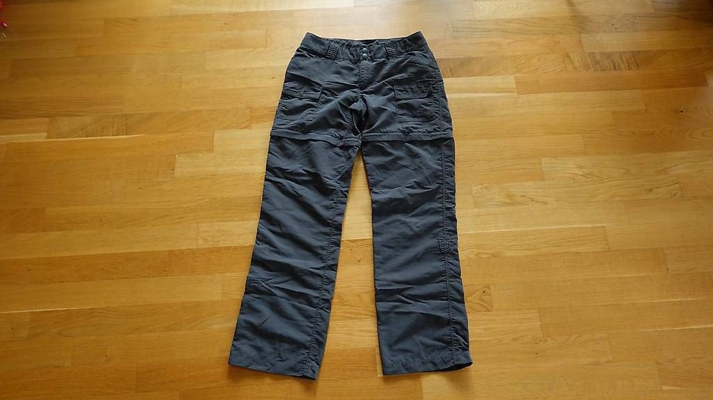 Jacken: Set North Face Windjacke + Hose S (36)  – Gebraucht aus Uster von Blake13 1
