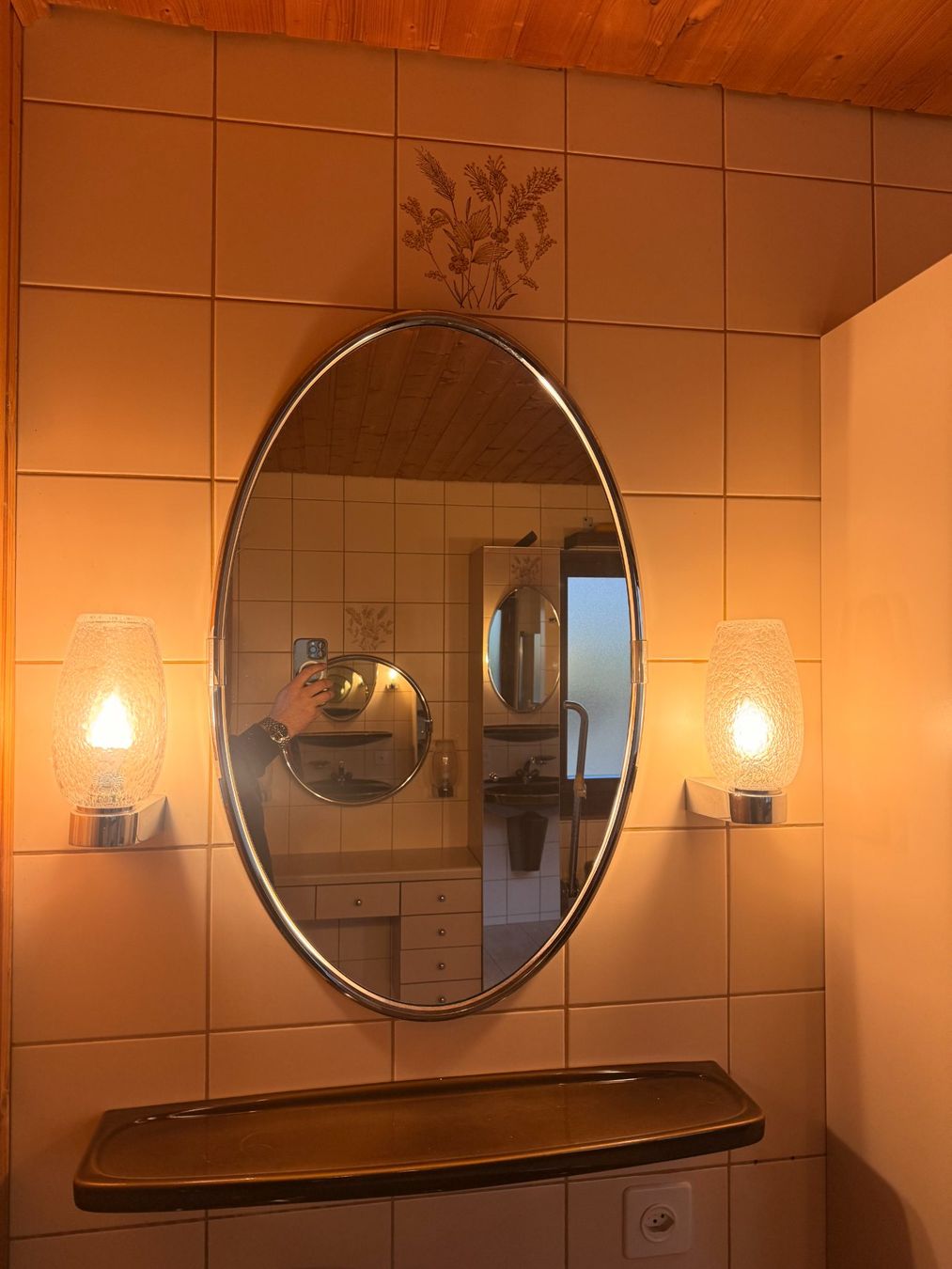 Lampen: Wandlampe – Gebraucht aus Pohlern von Milicdimic