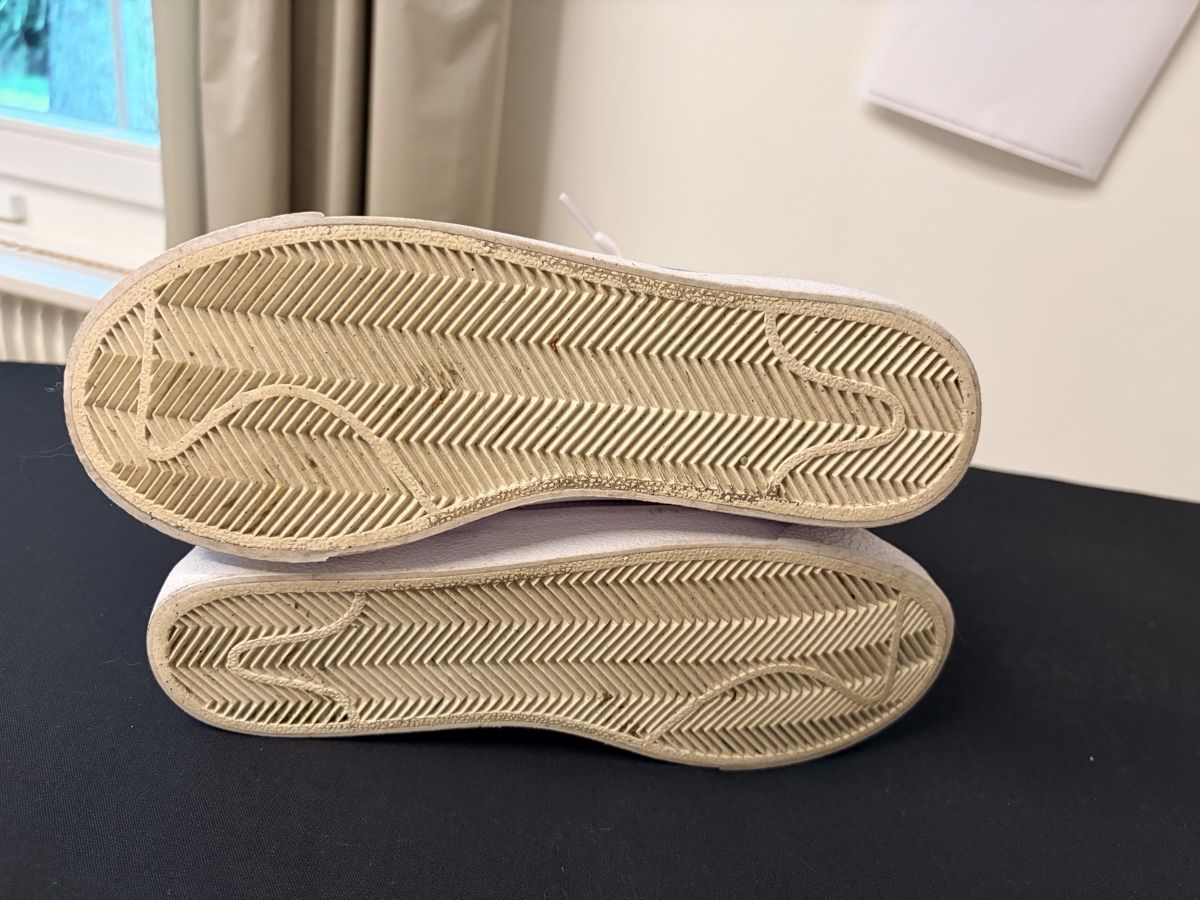 Nike Scarpe da uomo: Nike weiss/türkis/gelb Grösse 38.5 – Usato da Schwyz venduto da mocca015 3