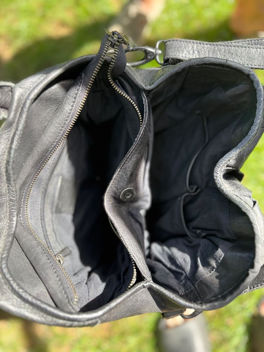 Borse da donna: Umhängetasche schwarz , Leder – Usato da Winterthur venduto da strawberry14 2