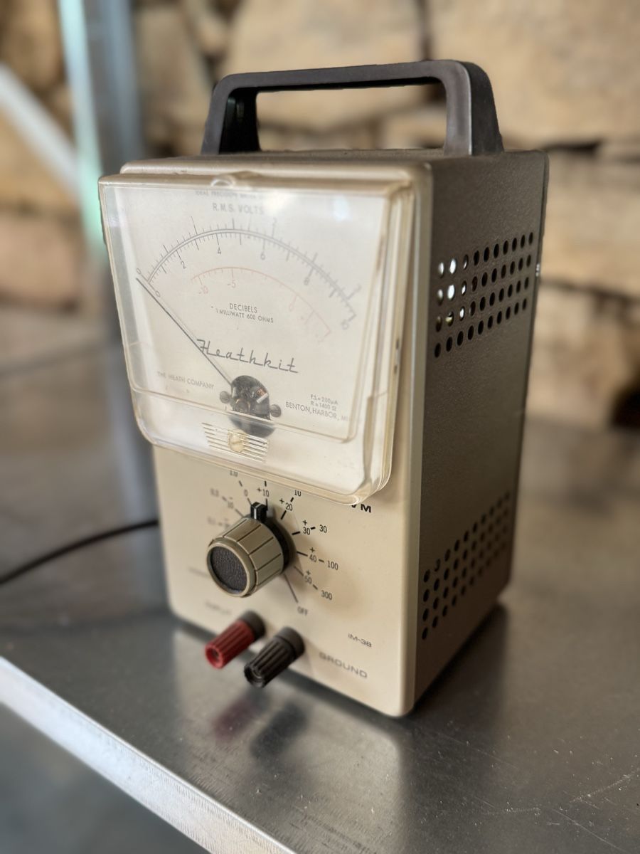 Mesurer: Heathkit Voltmeter – D'occasion à Reigoldswil par pet_dj8f 2