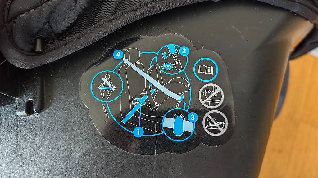 Seggiolini per auto: Maxi-Cosi Citi Essential Black – Usato da Liebefeld venduto da DonSangria 4