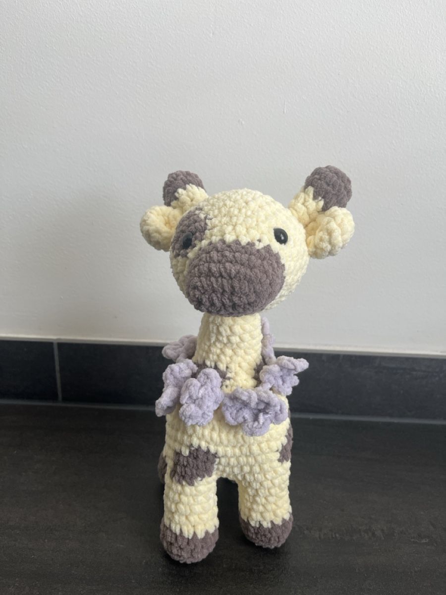 Spielzeuge: Häkel / Crochet Giraffe mit Blumenkette – Neu (gemäss Beschreibung) aus Altishofen von crochetbyaur 1