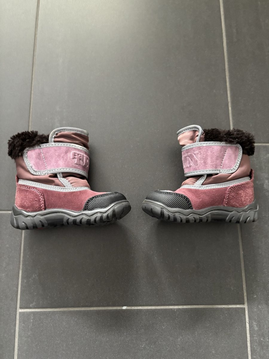 Scarpe per ragazzi: Winterstiefel Grösse 20  – Usato da Niederwangen b. Bern venduto da muidop 1