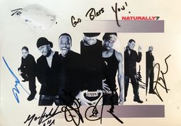 Naturally 7 Autogramm signiert Foto 20x30cm