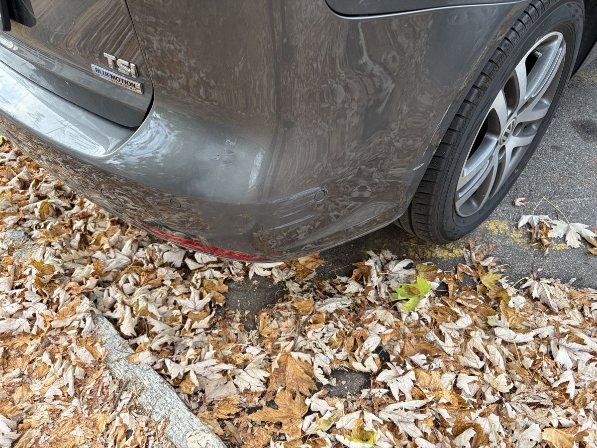 VW Automobili: VW Touran 1.2 TSI BMT – Usato da Sisseln AG venduto da Schlossladen 8