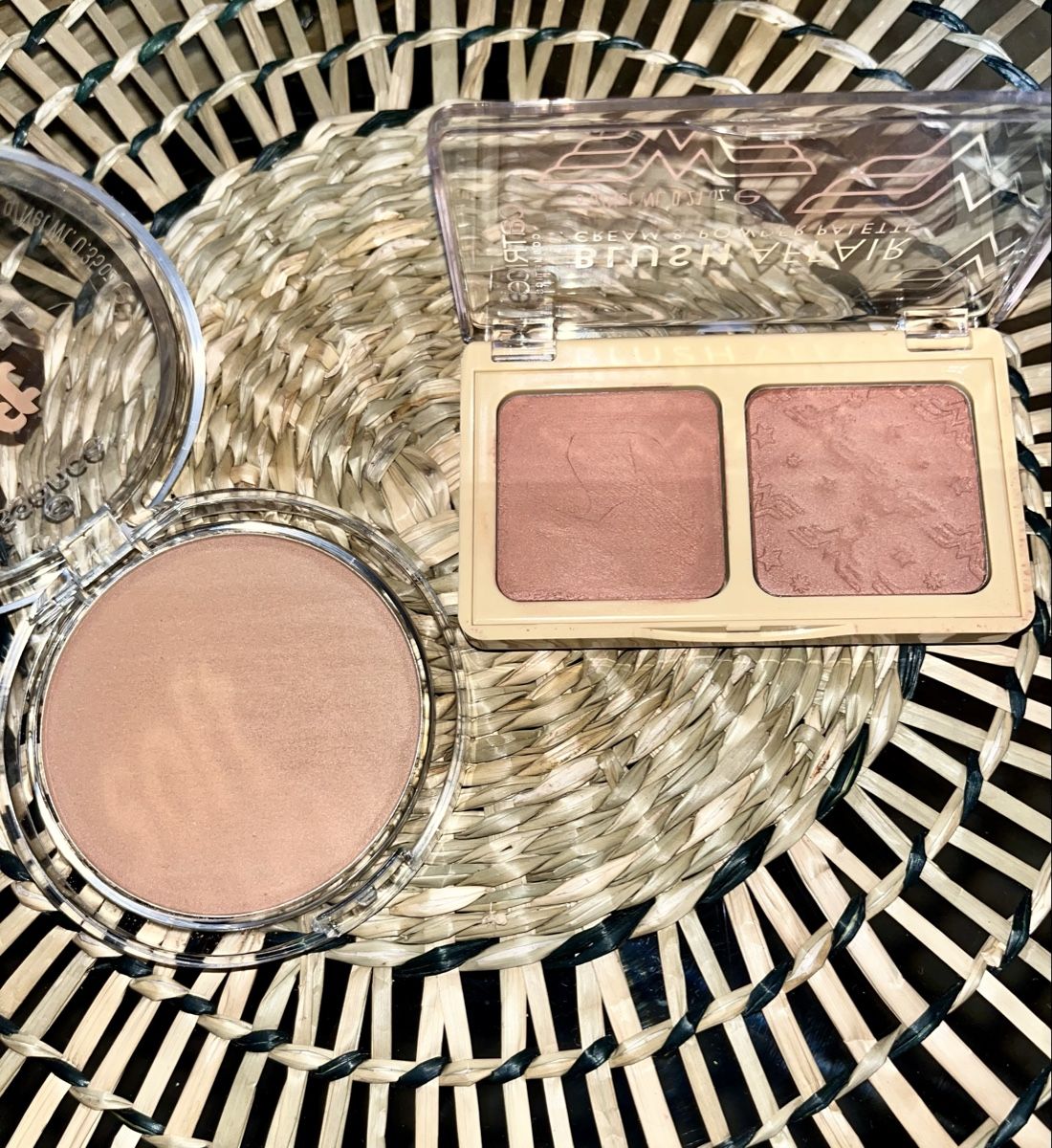 Catrice Make-up: Essence soft touch bronzer & Catrice blush affair – Nuovo (secondo la descrizione) da Perrefitte venduto da lulusphere 1