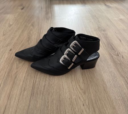 Schuhe im Western-Stil GR. 37