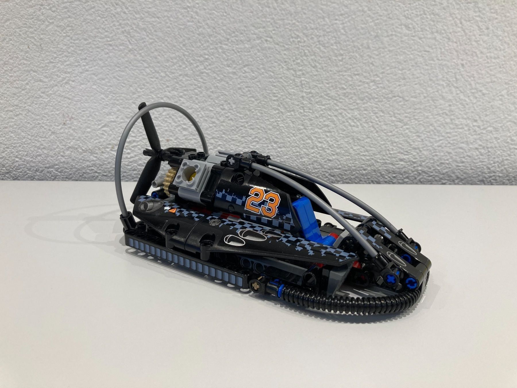 Lego Giocattoli: Lego Technik Hovercraft 42002 – Usato da Goldach venduto da Brickwerk 1
