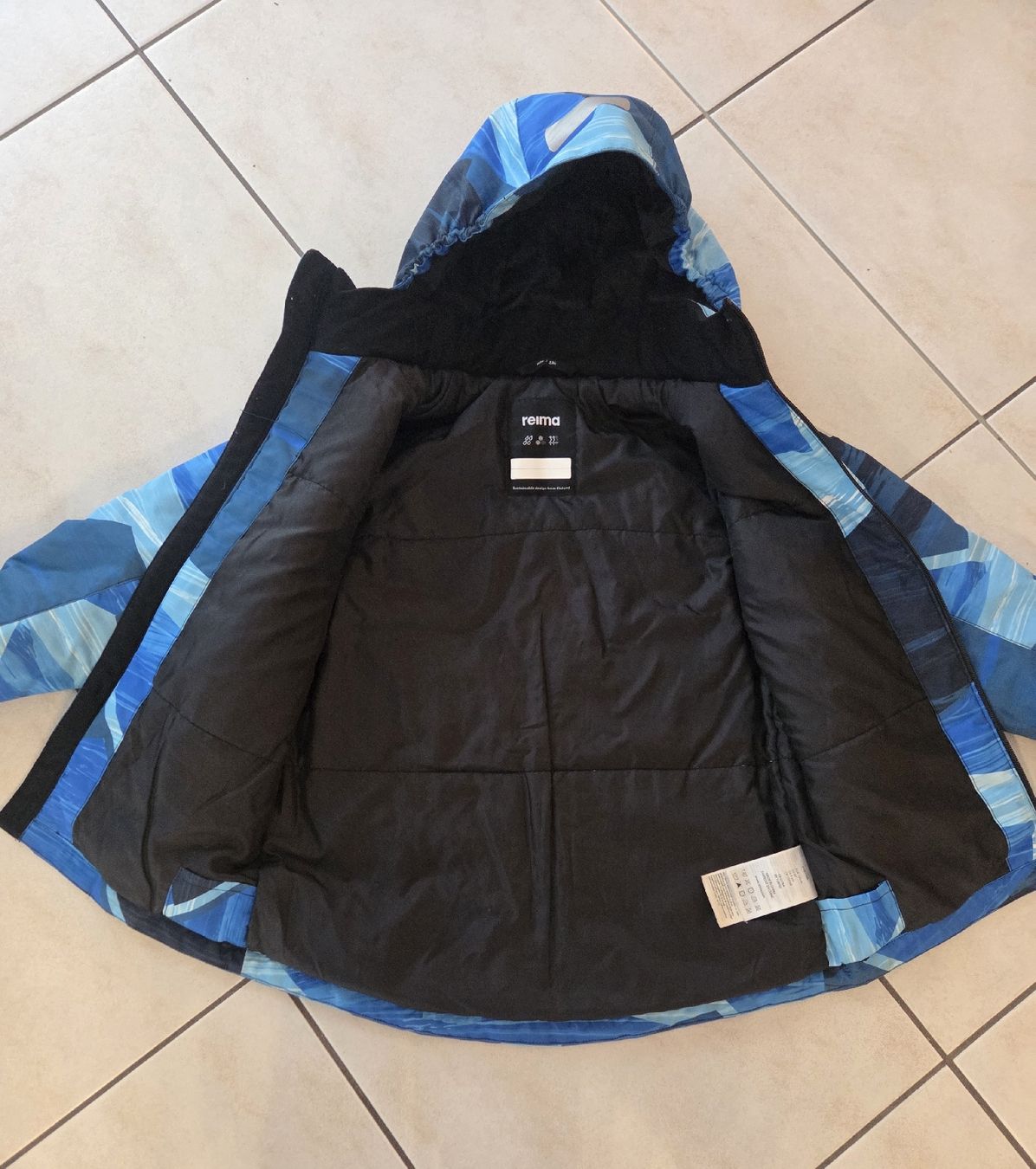Reima Giacche & Cappotti: Herbst-Winterjacke Reima Grösse 134  – Usato da Staffelbach venduto da Sandrinario 1