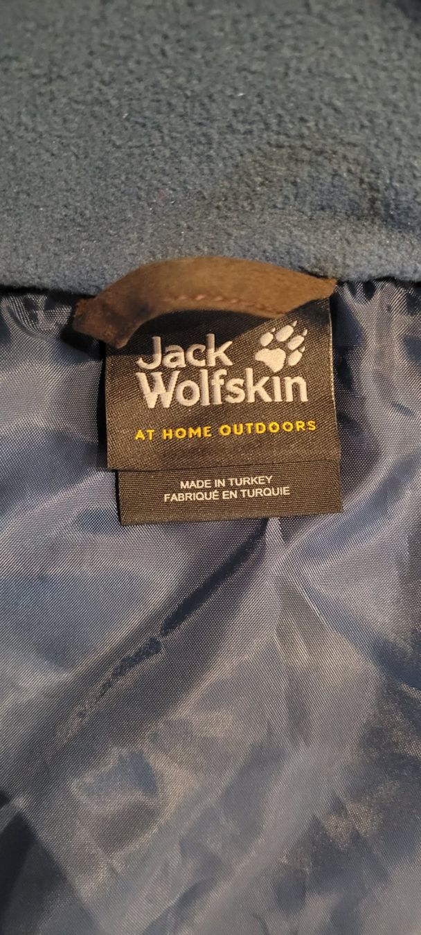 Giacche: Jack Wolfskin Jacke Gr. M – Usato da Dintikon venduto da kaki-7 4
