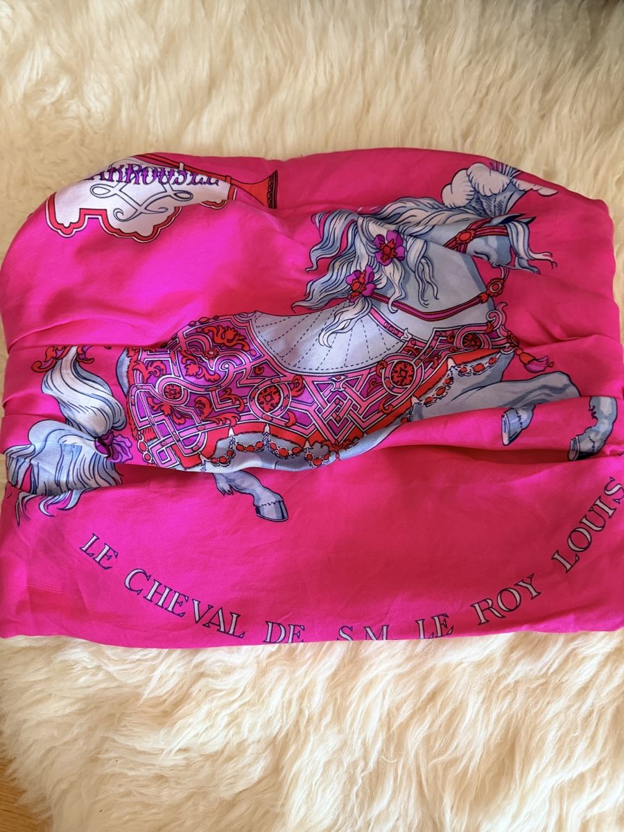 Hermès Tops: Bustier Upcycling Hermès – Gebraucht aus Lausanne von Meganelausanne 1