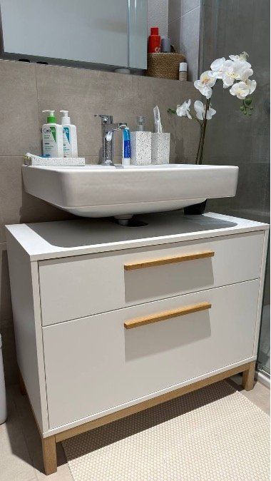 Mobili per bagno: Waschbeckenunterschrank Tchibo EKLUND – Usato da Zürich venduto da dsh_8scb