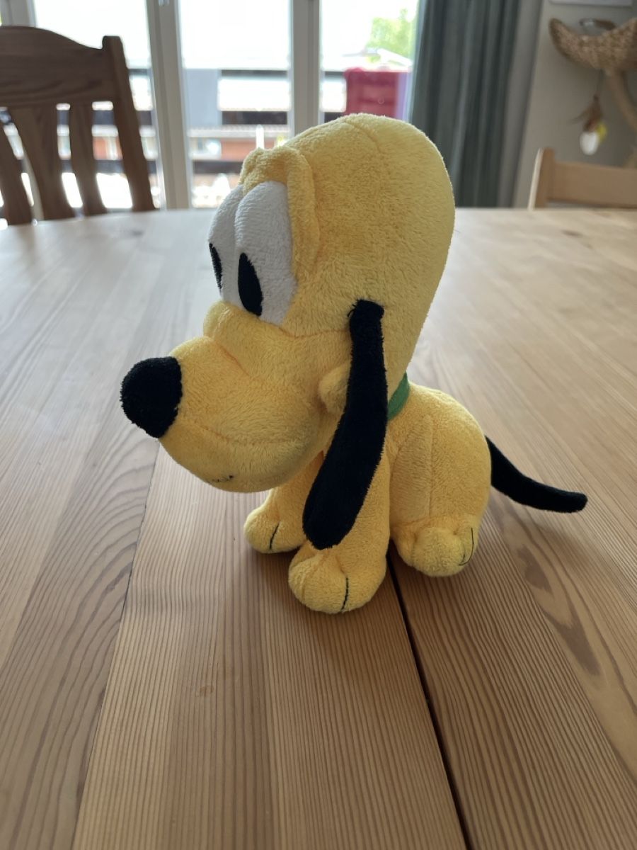Disney Giocattoli: Pluto – Usato da Schaffhausen venduto da Eryngium 1