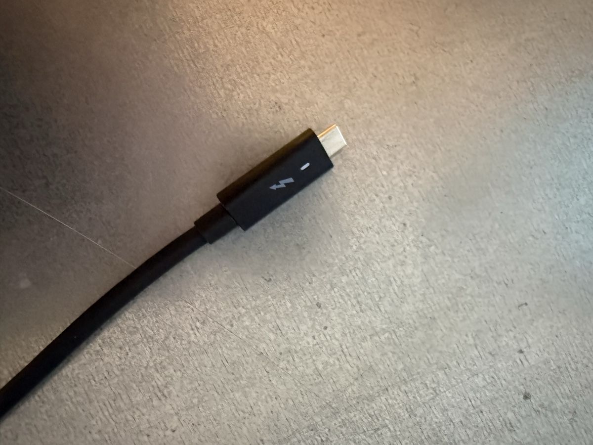Dell Monitore: Dell Bildschrime inkl. Dockingstation – Gebraucht aus Bülach von Marc7138 5