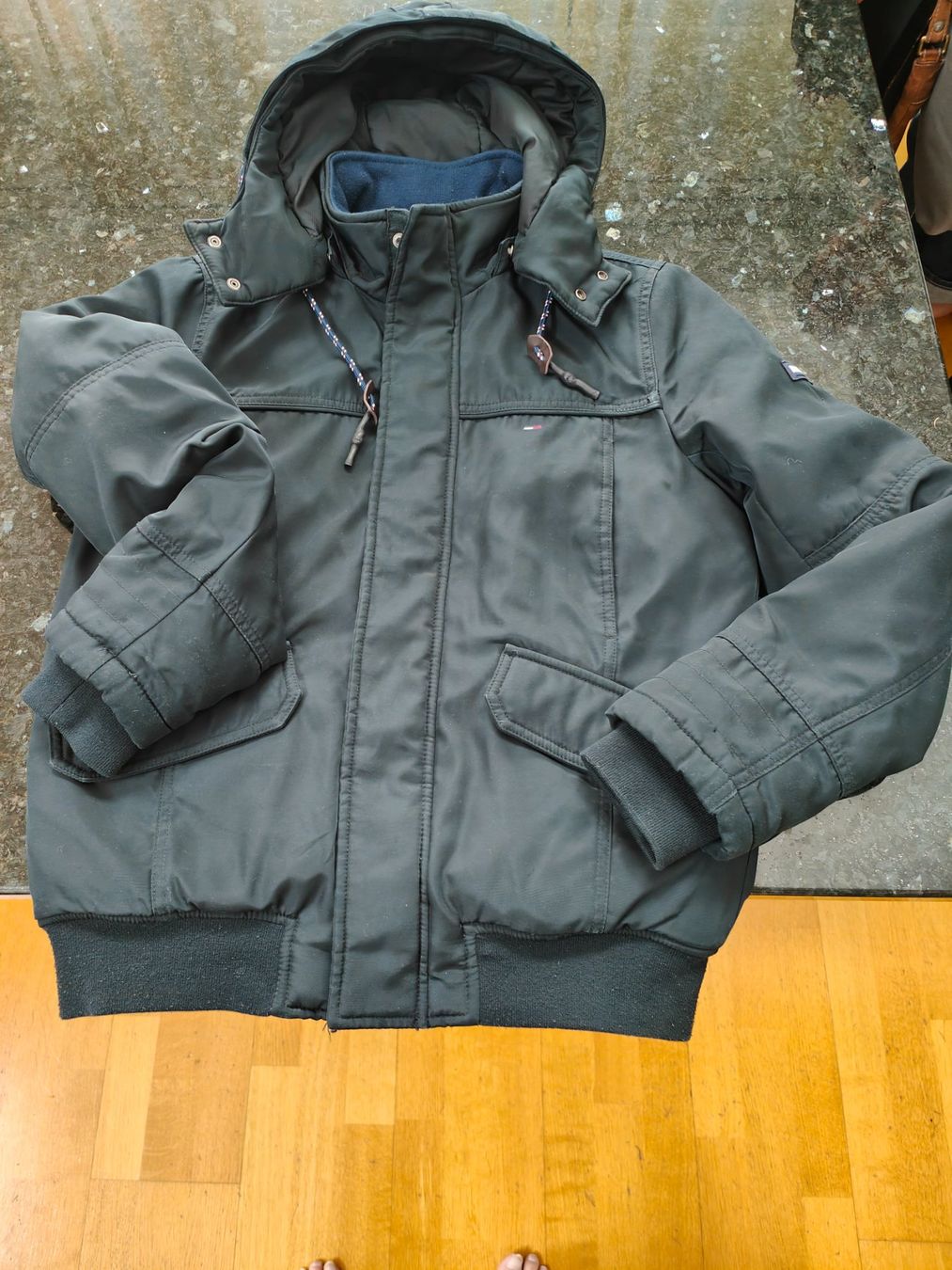 Tommy Hilfiger Jacken: Winterjacke – Gebraucht aus Zürich von Mumpfi9
