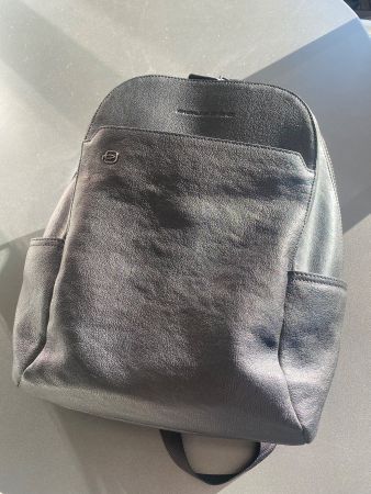 Rucksack, echtes Leder. Höhe 40, Breite 33, Tiefe 10-14 cm
