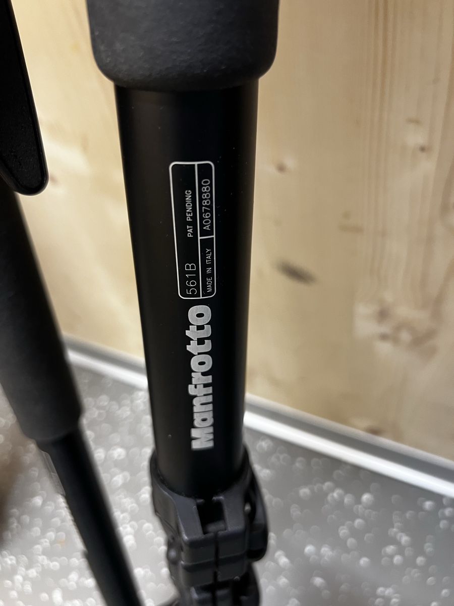 Manfrotto Altro in Decorazioni & Accessori: Manfrotto Stativ Set: 055PROB, 685B, 561B, 004B - Top! – Usato da Winterthur venduto da gue_yf9d 8